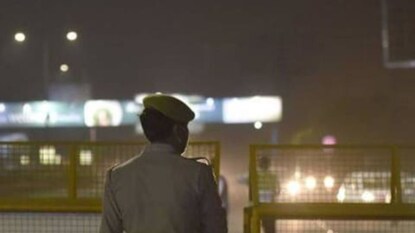 पोलिसाची जिद्द अन् 17 वर्षांनी सॉल्व्ह झाली मर्डर केस, गुन्हेगाराला पकडण्यासाठी इन्सपेक्टरनं काय केलं? पोलिसाची जिद्द अन् 17 वर्षांनी सॉल्व्ह झाली मर्डर केस, गुन्हेगाराला पकडण्यासाठी इन्सपेक्टरनं काय केलं?