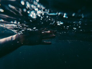 आईने मुलांना मारलं (प्रतिकात्मक फोटो)