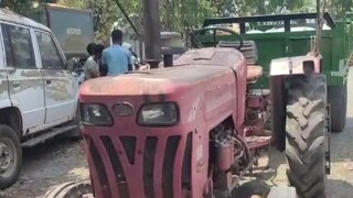 कपडे धूत असलेल्या महिलेला ट्र्रॅक्टरखाली चिरडलं