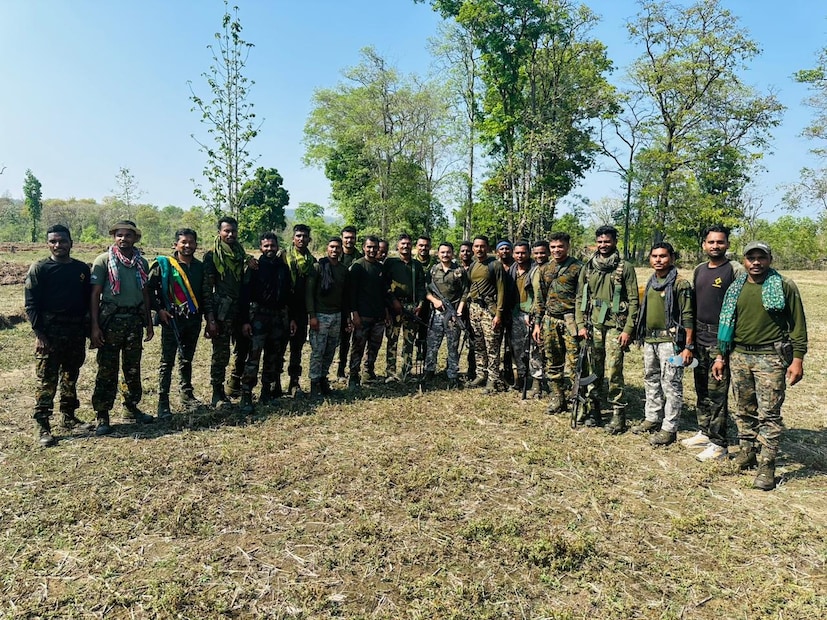 या कारवाईत तीन माओवाद्यांना कंठस्नान घालण्यात गडचिरोली पोलिसांना यश आलं आहे. 