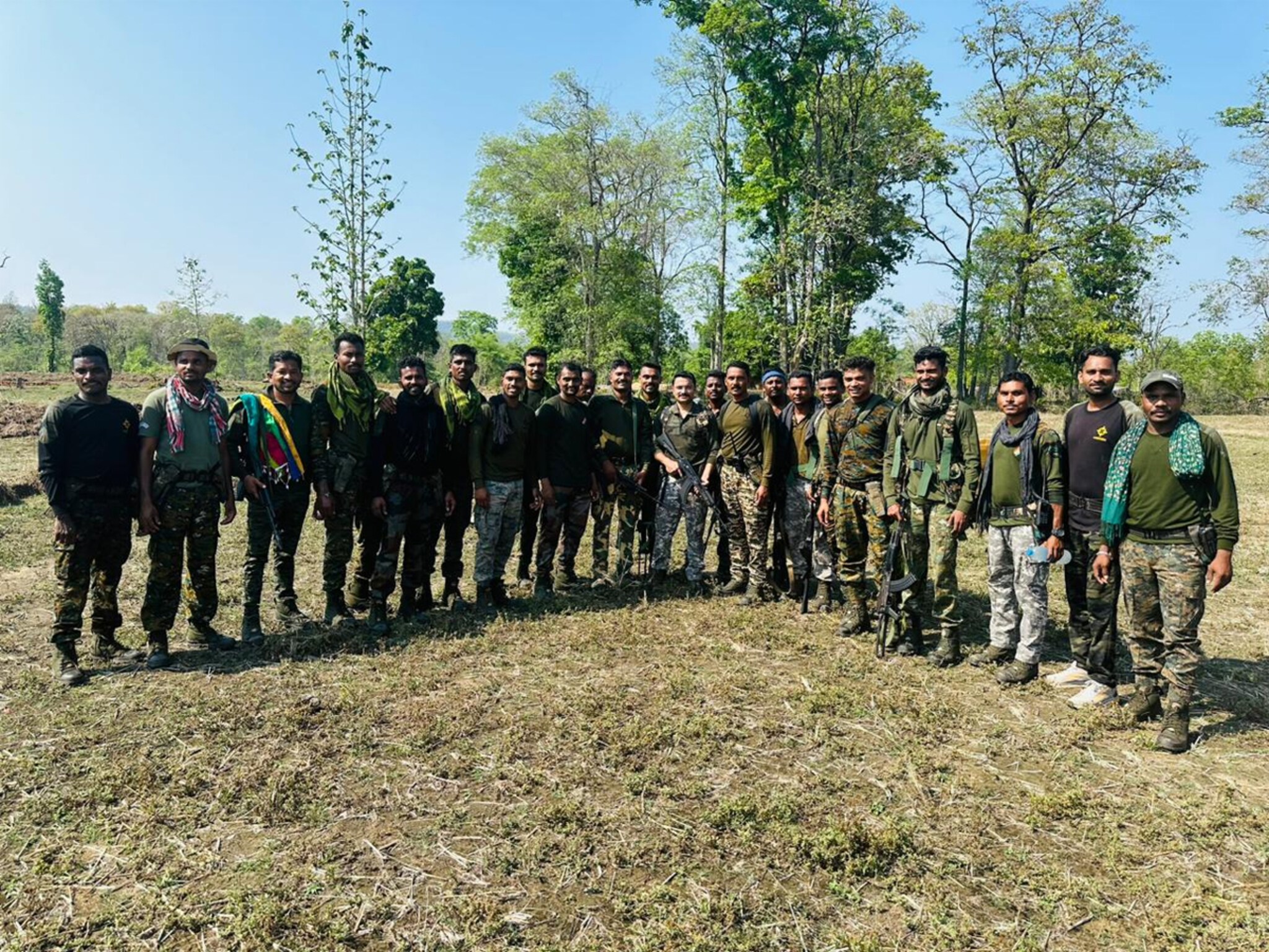 ऐन लोकसभेत गडचिरोलीत मोठी चकमक! माओवाद्यांचा कट पोलिसांनी उधळला, 3 ठार; PHOTOS