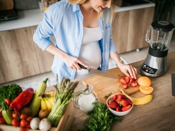 गरोदर महिलांनी काय खावे आणि काय खाऊ नये? ICMR ने दिल्या महत्त्वाच्या टिप्स