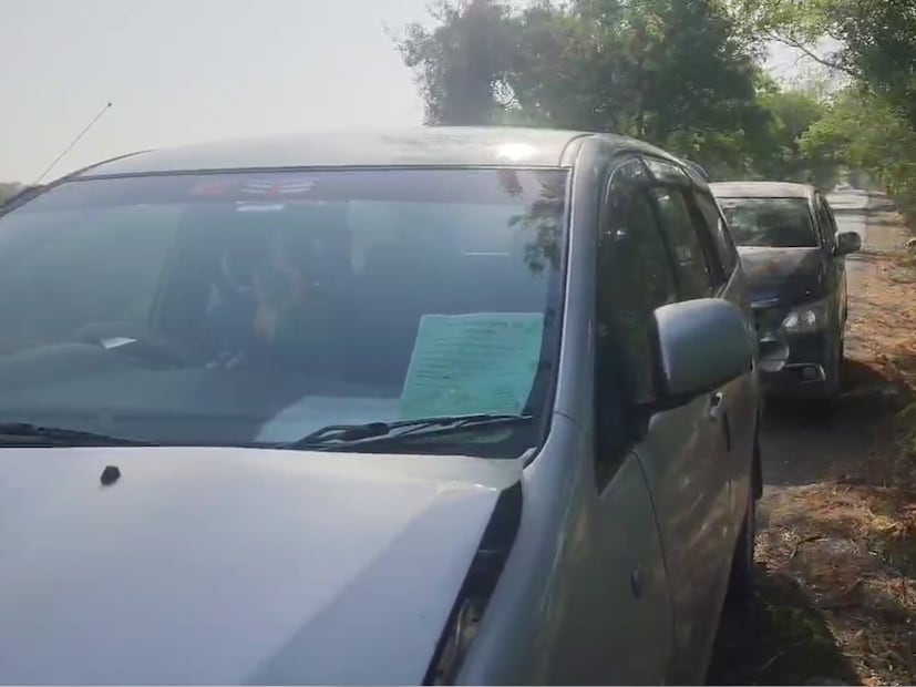 बुऱ्हाणपूर अंकलेश्र्वर महामार्गावरील वाघोदे गावाजवळ हा अपघात झाला. या घटनेनंतर नेत्यांच्या सुरक्षेचा प्रश्न ऐरणीवर आला आहे.