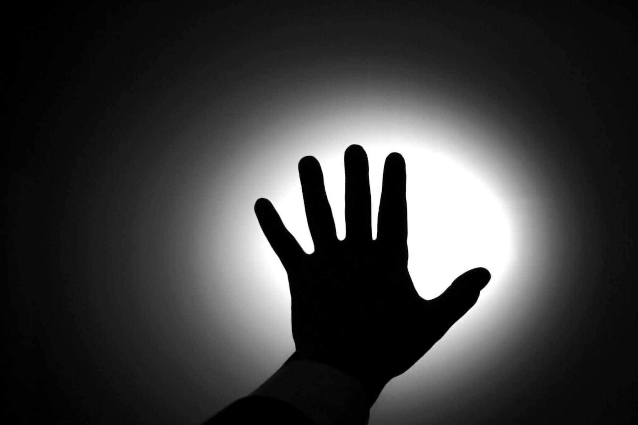 पुढच्या जन्मात आपण कोण असेल? गरुड पुराणात सांगितलंय ते ओळखण्याचं रहस्य