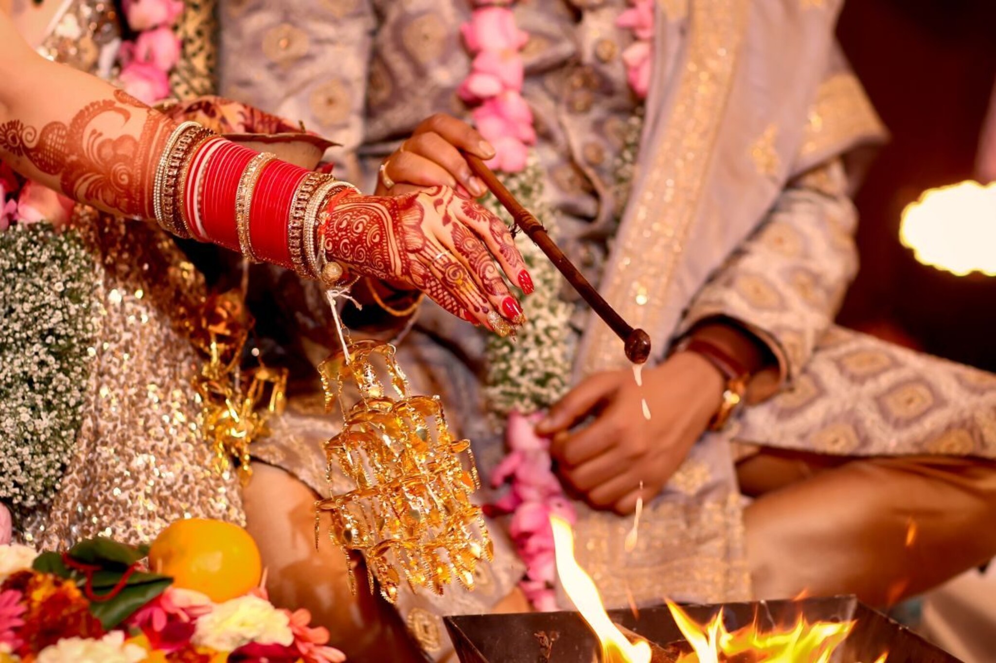 भारतातल्या या राज्यात लग्नानंतर नवरा सासरी जातो; तरुणी तरुणांना करतात प्रपोज