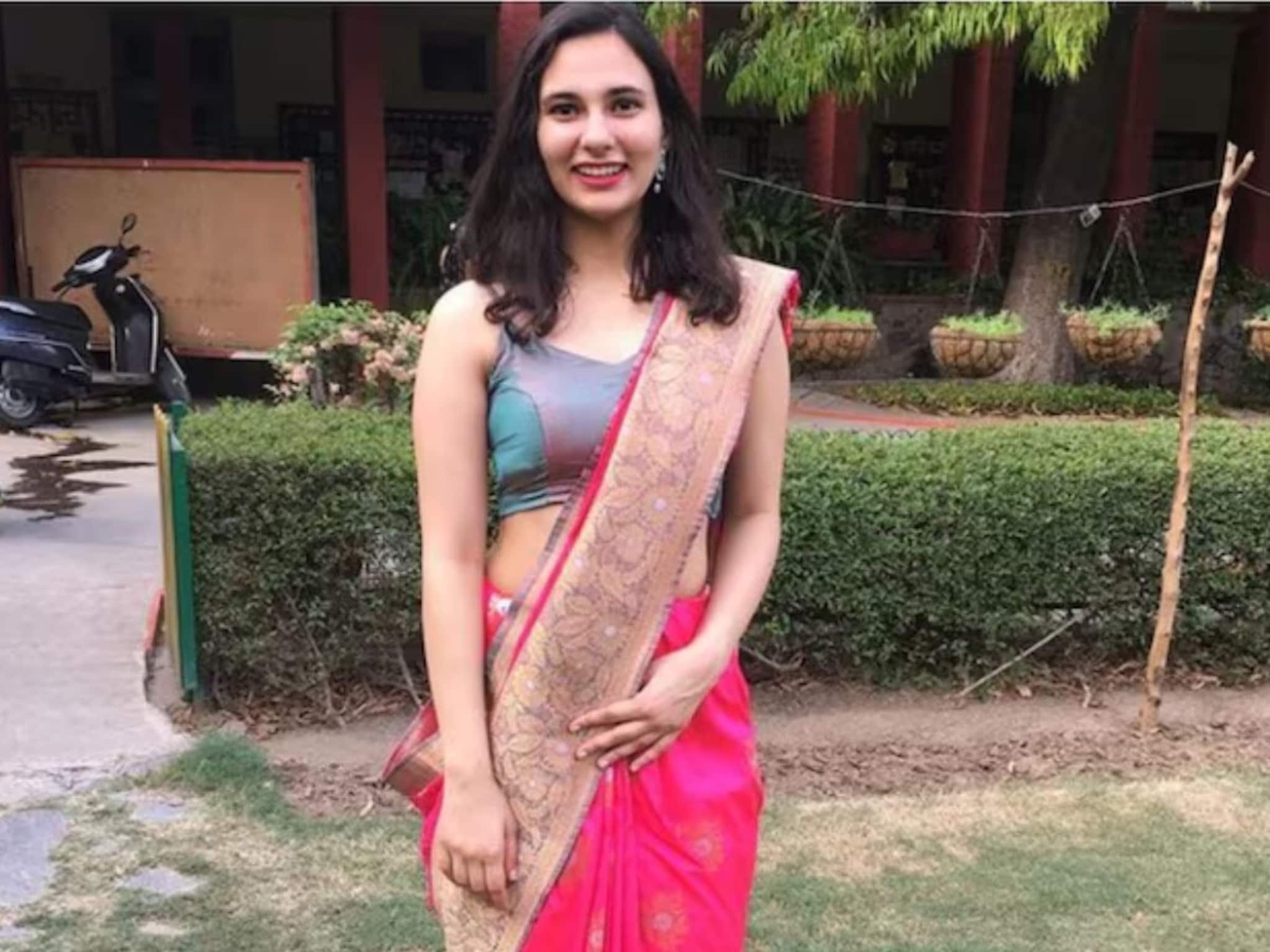 Success Story: ती दिसायला इतकी सुंदर की बॉलिवूडची हिरोईन फेल, पण आहे IPS अधिकारी!