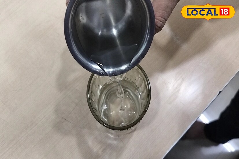 डोळ्यांसाठी गुणकारी : डोळ्यांसाठी देखील हे औदुंबराचे जल उपयुक्त ठरू शकते. रात्री झोपताना डोळ्यांमध्ये दोन दोन थेंब टाकल्यास कोरडेपणा कमी होऊन डोळ्यांना शीतलता मिळते.