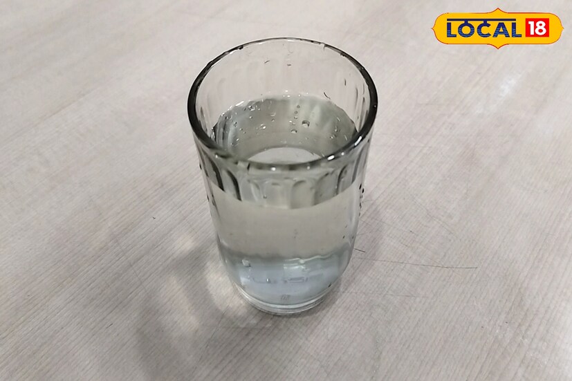 फुटलेल्या कान, नाकातील रक्तस्रावासाठी उपयोगी : कान फुटला असताना कानामध्ये हे औदुंबर जल टाकल्यास नक्कीच गुणकारी ठरु शकते. तर कडक उन्हामुळे नाकातून रक्तस्त्राव होत असल्यासही हे औदुंबर जल नाकामध्ये टाकल्यास आराम मिळतो.