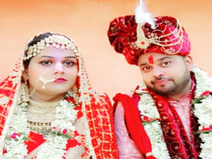 बिहारमधल्या दानापूर इथे एक विचित्र प्रकरण घडलं आहे. तिथे आरपीएस आर्य समाज रोडवरच्या लाल मुनी एन्क्लेव्हमध्ये राहणाऱ्या रवी नावाच्या तरुणाने एका तरुणीशी लग्न केल्याचा सर्वांचा समज होता; मात्र प्रत्यक्षात ती व्यक्ती स्त्री नसून दरभंगा इथे राहणारी तृतीयपंथीय व्यक्ती अर्थात ट्रान्सजेंडर आहे. या ट्रान्सजेंडरचं नाव अध्विका असं आहे. बिहारमधल्या दानापूर इथे एक विचित्र प्रकरण घडलं आहे. तिथे आरपीएस आर्य समाज रोडवरच्या लाल मुनी एन्क्लेव्हमध्ये राहणाऱ्या रवी नावाच्या तरुणाने एका तरुणीशी लग्न केल्याचा सर्वांचा समज होता; मात्र प्रत्यक्षात ती व्यक्ती स्त्री नसून दरभंगा इथे राहणारी तृतीयपंथीय व्यक्ती अर्थात ट्रान्सजेंडर आहे. या ट्रान्सजेंडरचं नाव अध्विका असं आहे.