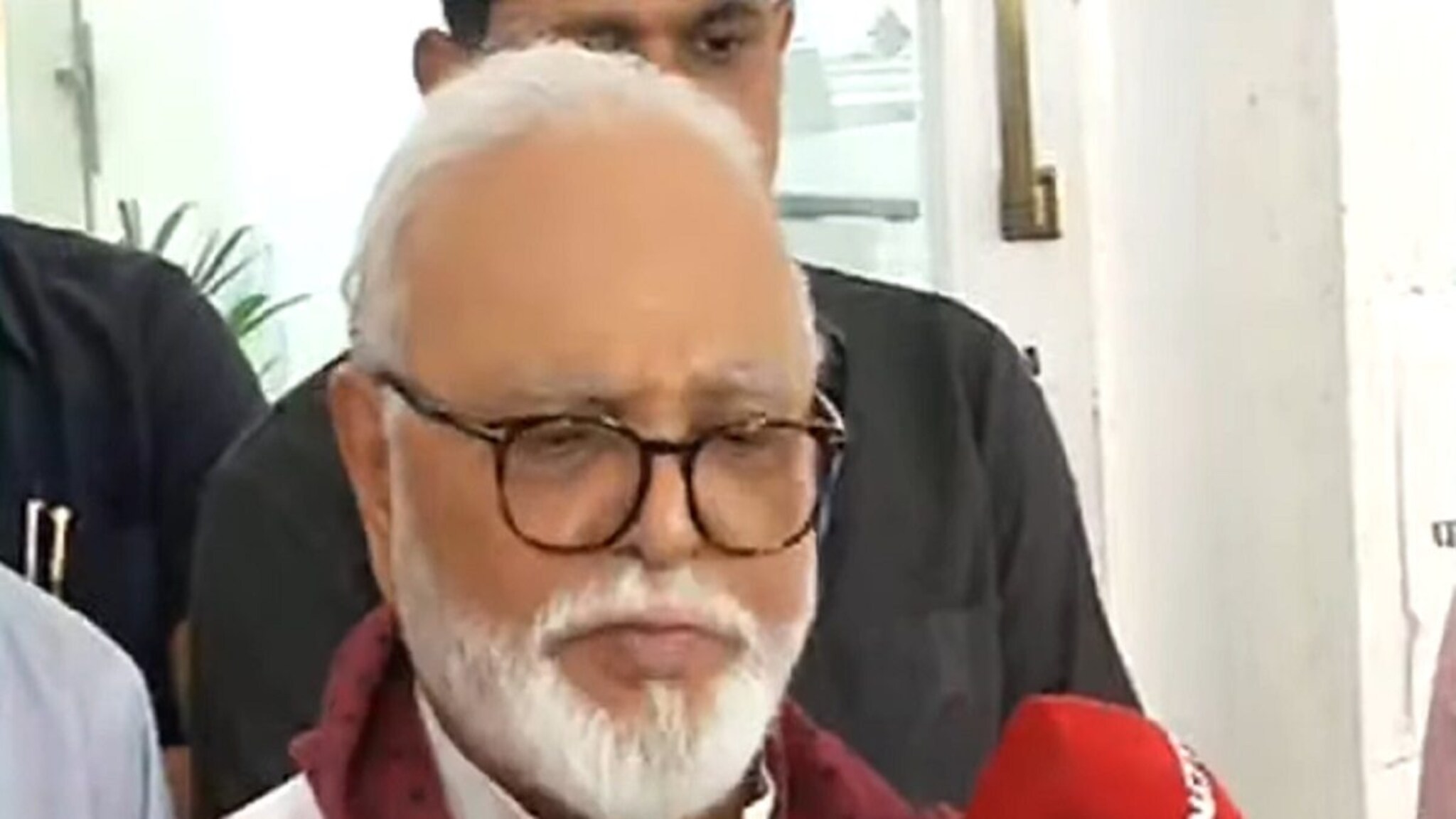 Maharashtra politics : भुजबळ राष्ट्रवादी सोडणार का? आतली बातमी समोर