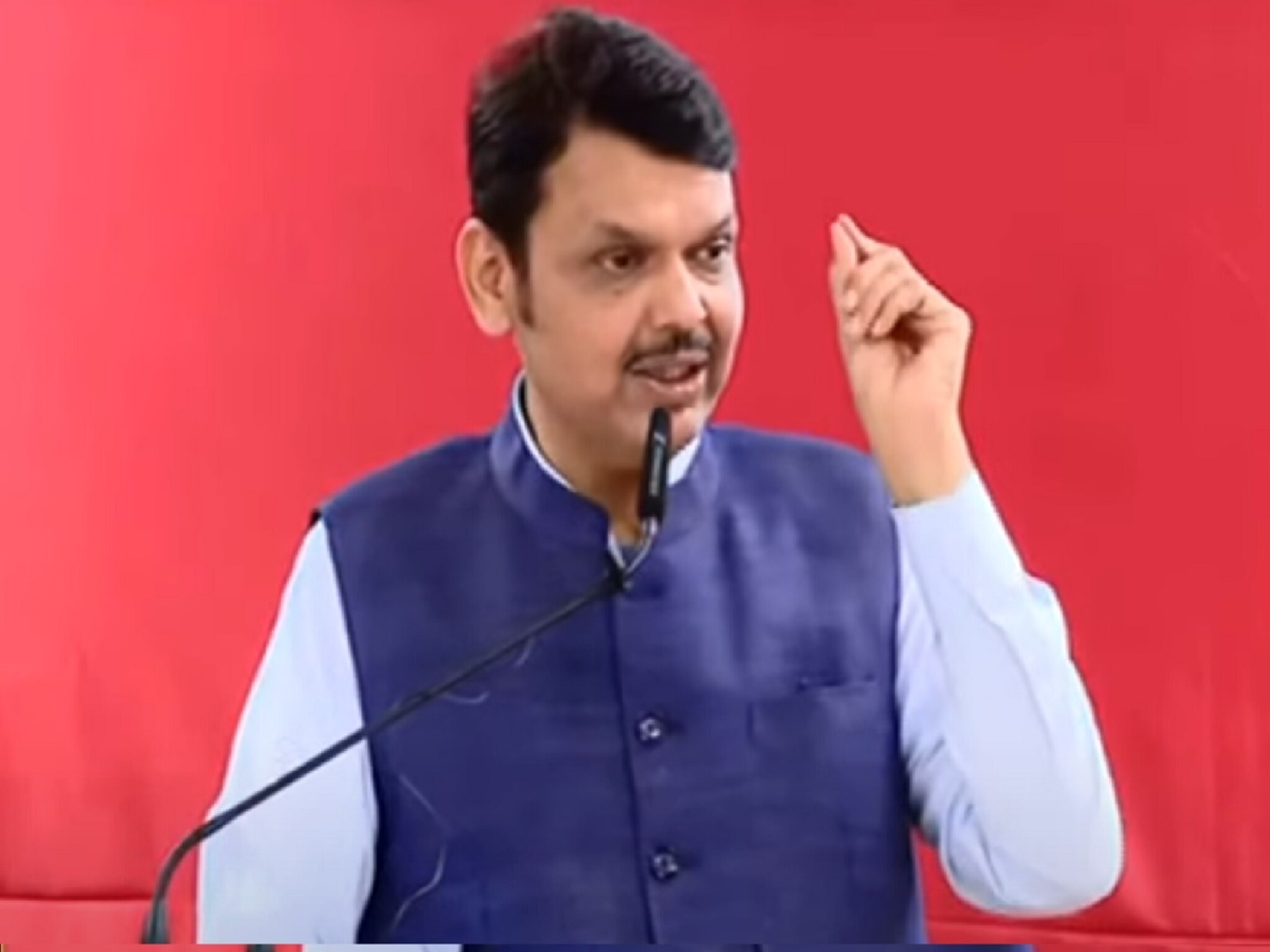 Devendra Fadnavis: 'मलाही सिनेमा काढायचा आहे, पण...' देवेंद्र फडणवीसांनी मनातलं बोलून दाखवलं !