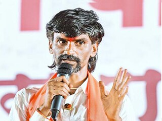 मनोज जरांगेंच्या आंदोलनात नवा ट्वीस्ट, आमरण उपोषण पुढे ढकललं, कारणही सांगितलं मनोज जरांगेंच्या आंदोलनात नवा ट्वीस्ट, आमरण उपोषण पुढे ढकललं, कारणही सांगितलं