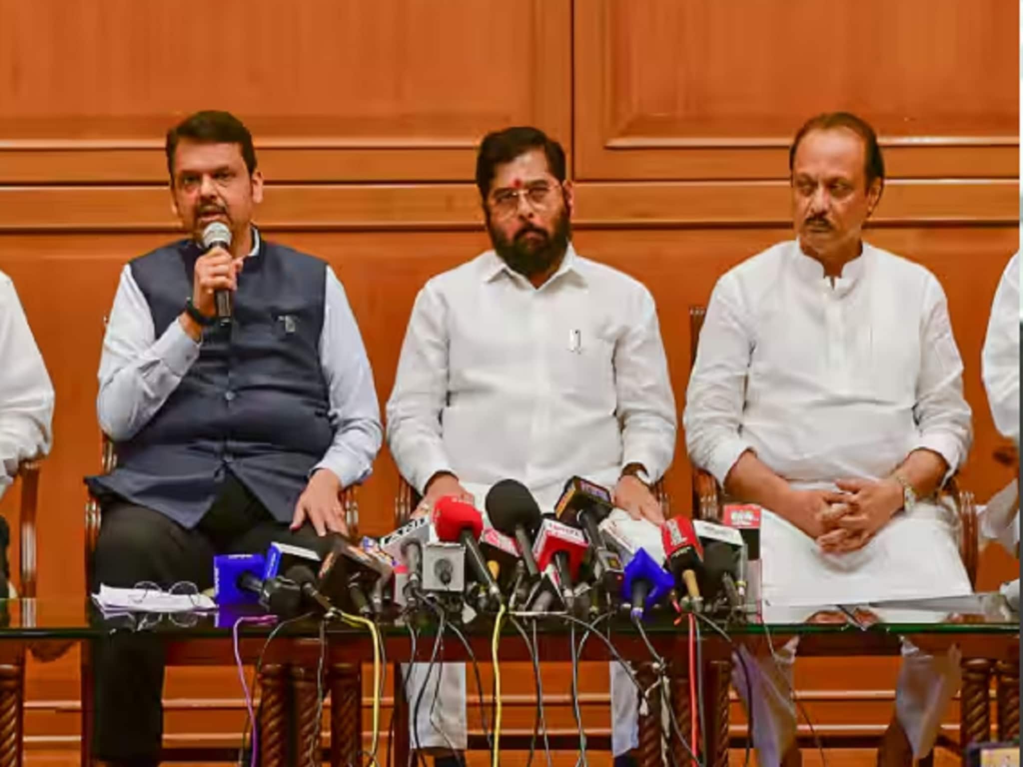 Cabinet Expansion : खातेवाटपाचा तिढा सुटणार? मुख्यमंत्री फडणवीसांच्या बंगल्यावर खलबतं