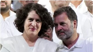 प्रियंका गांधी पहिल्यांदाच निवडणुकीच्या रिंगणात उतरणार, राहुल गांधींनी सोडलं वायनाड