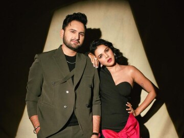 'या' देशात फिरतेय मिताली मयेकर, फोटोंमुळे पुन्हा ट्रोलर्सच्या निशाण्यावर? 'या' देशात फिरतेय मिताली मयेकर, फोटोंमुळे पुन्हा ट्रोलर्सच्या निशाण्यावर?