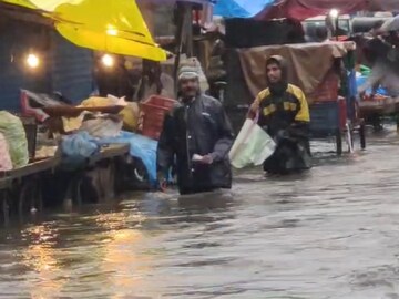 भिवंडीला मुसळधार पावसाचा तडाखा; जनजीवन विस्कळीत, रस्ते बनले नद्या, पहिले Photos