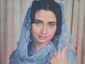 प्रेमामुळं बरबाद झालं अभिनेत्रीचं करिअर; 2 वेळा मोडलं लग्न प्रेमामुळं बरबाद झालं अभिनेत्रीचं करिअर; 2 वेळा मोडलं लग्न