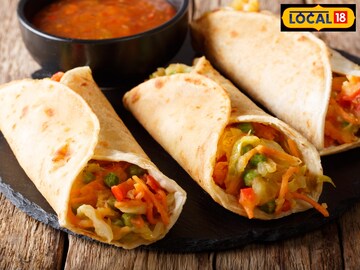 मुंबईतील Best 7 खाऊ गल्ली! एकदा गेलात की पुढची फेरी ठरलेलीच