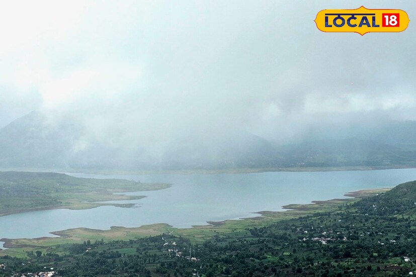 महाबळेश्वर, पाचगणी हे महाराष्ट्रातील सातारा जिल्ह्यातील सह्याद्रीच्या डोंगरांनी वेढलेले थंड हवेचे ठिकाण आहे. हिरव्यागार निसर्गाचा अनुभव येथे घेता येतो. ट्रेकिंग आणि मनमुराद निसर्ग सौंदर्य पाहण्यासाठी हे ठिकाण प्रसिद्ध आहे. 