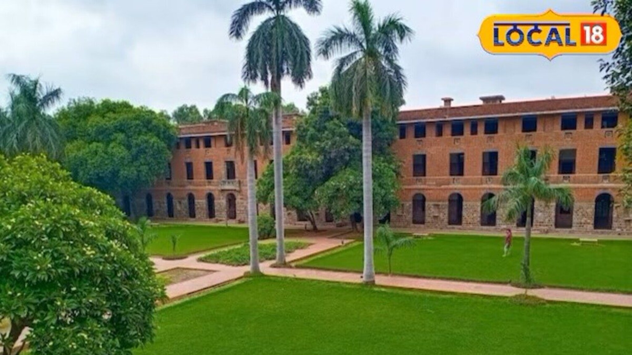 कमी फीमध्ये भरपूर कोर्स, येथून शिक्षण करुन विद्यार्थी कमावतेय लाखो रुपये, हे आहेत टॉप कॉलेज