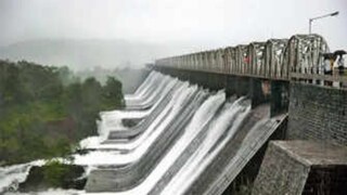 10 दिवसांमध्ये मुंबईच्या पाणीसाठ्यात 21 टक्क्यांची वाढ झाली. 10 दिवसांमध्ये मुंबईच्या पाणीसाठ्यात 21 टक्क्यांची वाढ झाली.