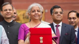 बजेटवर नोकरदारांकडून मीम्सचा पाऊस