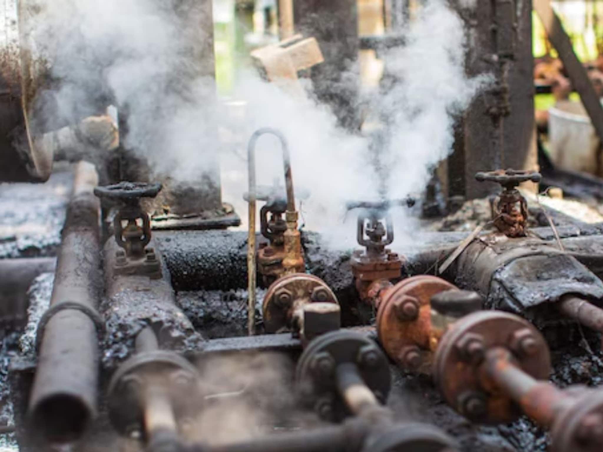 Gas Leak: रत्नागिरीतून मोठी बातमी!  एमआयडीसीत वायू गळती; 50 लोकांना बाधा