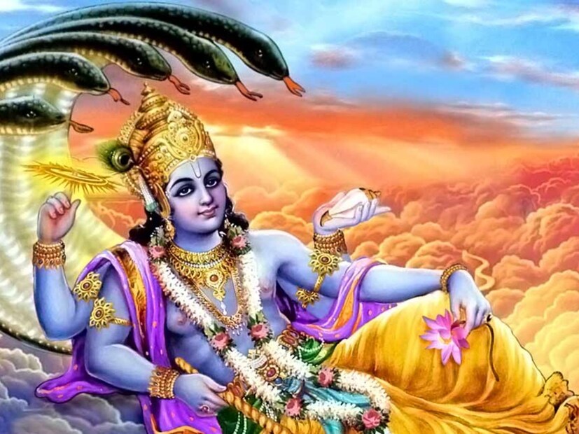 एकादशी तिथीला भगवान विष्णूंना प्रसन्न करण्यासाठी विशेष उपाय करण्याची सनातन शास्त्रात तरतूद आहे. या उपायांचे पालन केल्याने व्यक्तीच्या जीवनातील सर्व प्रकारच्या समस्या संपतात. तुम्हालाही आर्थिक संकटातून सुटका हवी असेल तर देवशयनी एकादशीला तुळशीशी संबंधित हे उपाय अवश्य करा. या उपायांचा अवलंब केल्याने उत्पन्न आणि सौभाग्यामध्ये भरपूर वाढ होते. एकादशी तिथीला भगवान विष्णूंना प्रसन्न करण्यासाठी विशेष उपाय करण्याची सनातन शास्त्रात तरतूद आहे. या उपायांचे पालन केल्याने व्यक्तीच्या जीवनातील सर्व प्रकारच्या समस्या संपतात. तुम्हालाही आर्थिक संकटातून सुटका हवी असेल तर देवशयनी एकादशीला तुळशीशी संबंधित हे उपाय अवश्य करा. या उपायांचा अवलंब केल्याने उत्पन्न आणि सौभाग्यामध्ये भरपूर वाढ होते.
