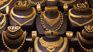 सोनं, ETF की गोल्ड बाँड, चांगल्या रिटर्न्ससाठी कशात करायची गुंतवणूक? असं आहे गणित