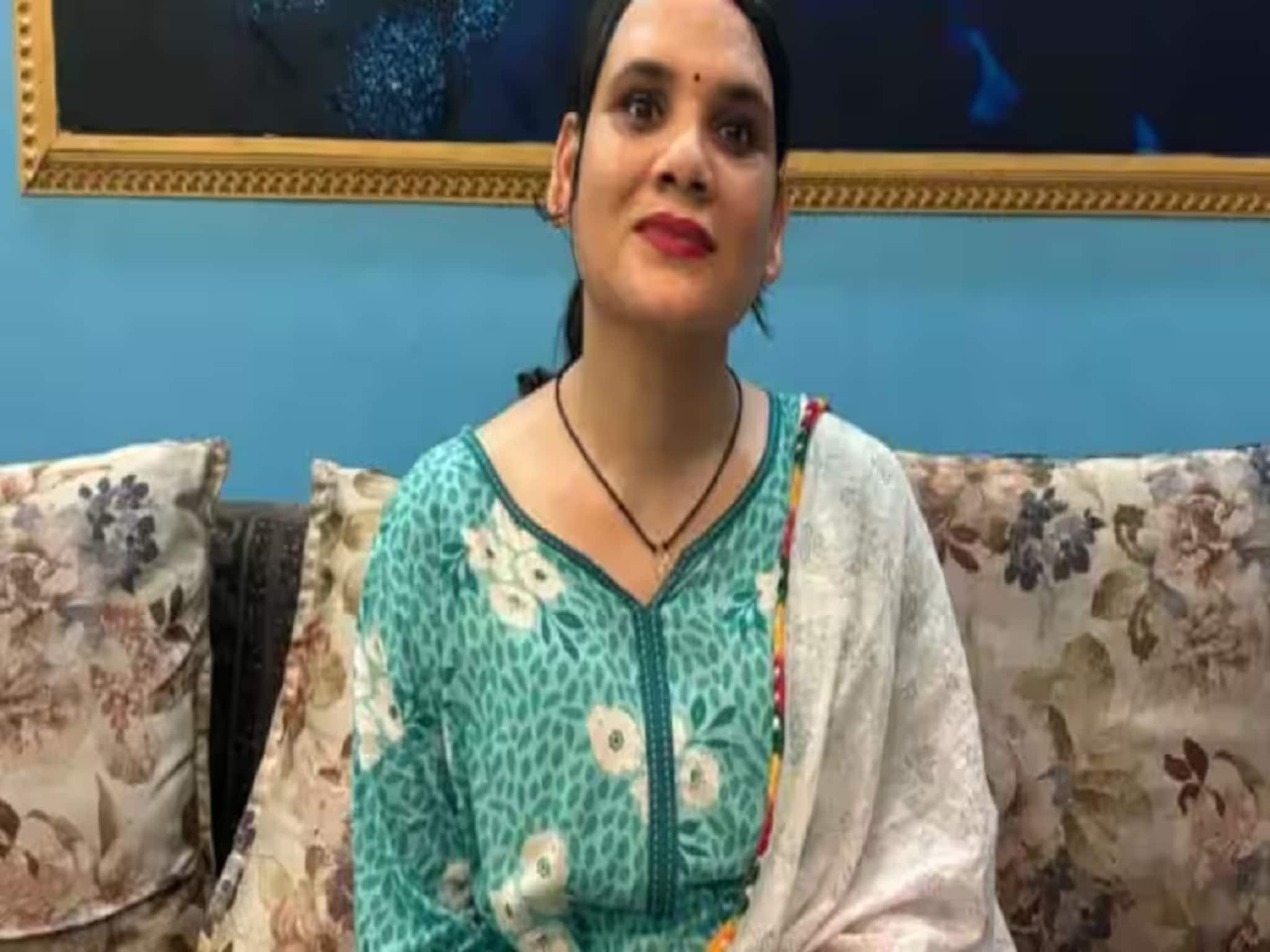 देशातील पहिली ट्रान्सजेंडर सब इन्स्पेक्टर बनली मधू मानवी कश्यप, संघर्ष वाचून येईल डोळ्यांत पाणी