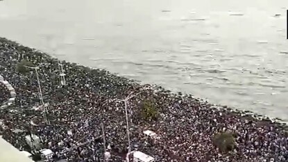 टीम इंडियाचा रोड शो टीम इंडियाचा रोड शो