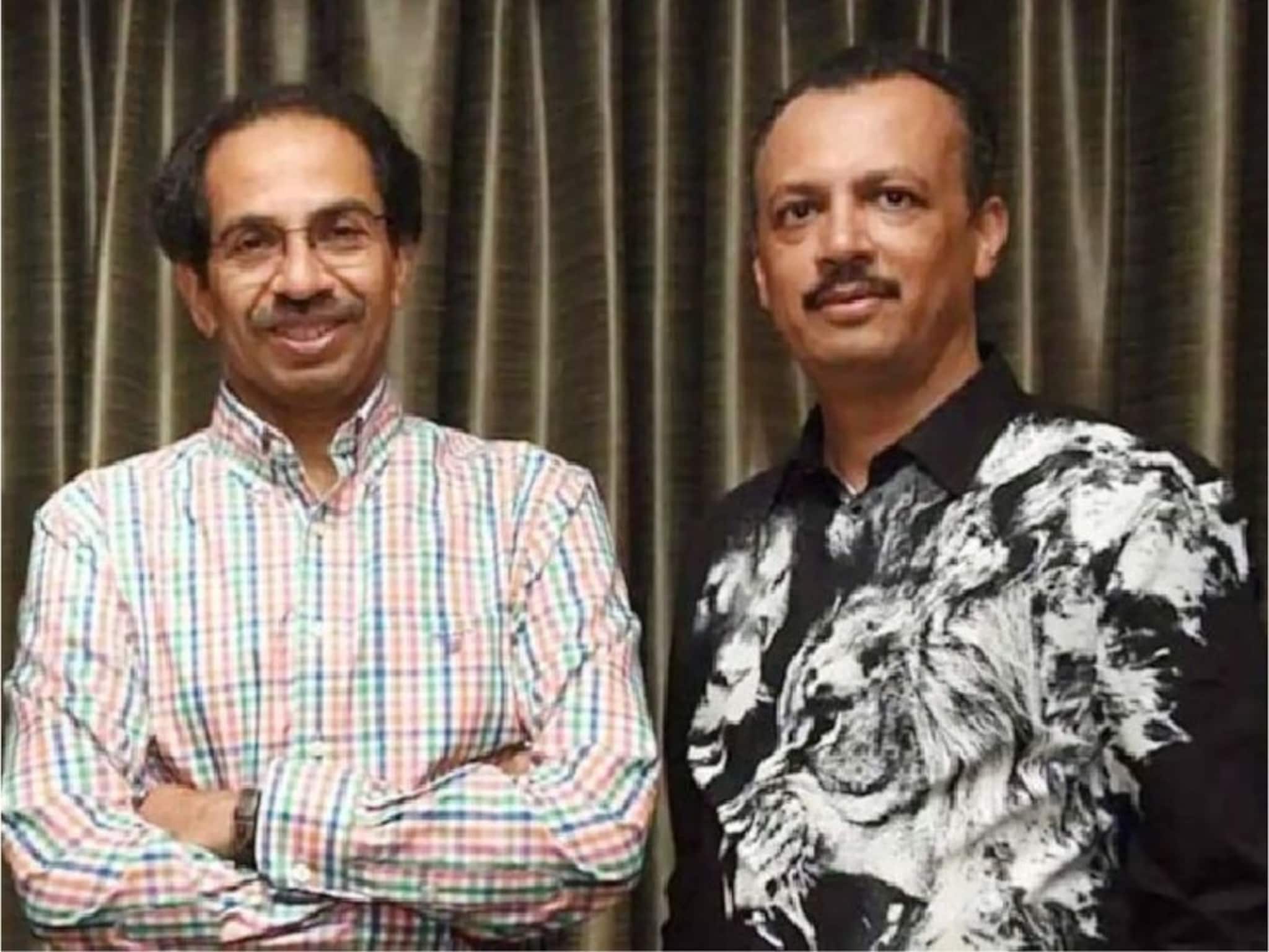 Milind Narvekar Win: ठाकरेंचे विश्वासू मिलिंद नार्वेकरांनी करून दाखवलं, विधानपरिषदेत आमदारकी, विजयाचा गुलाल उधळला!