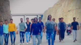 समृद्धी महामार्गावर बनवली रील