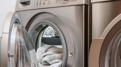 तुमच्या रोजच्या सवयींमुळे वॉशिंग मशीन होते खराब