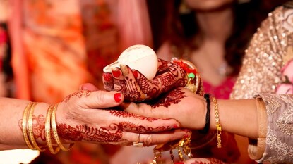 नवरदेव जायचा सासरी (प्रतिकात्मक फोटो) 