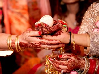 नवरदेव जायचा सासरी (प्रतिकात्मक फोटो) 
