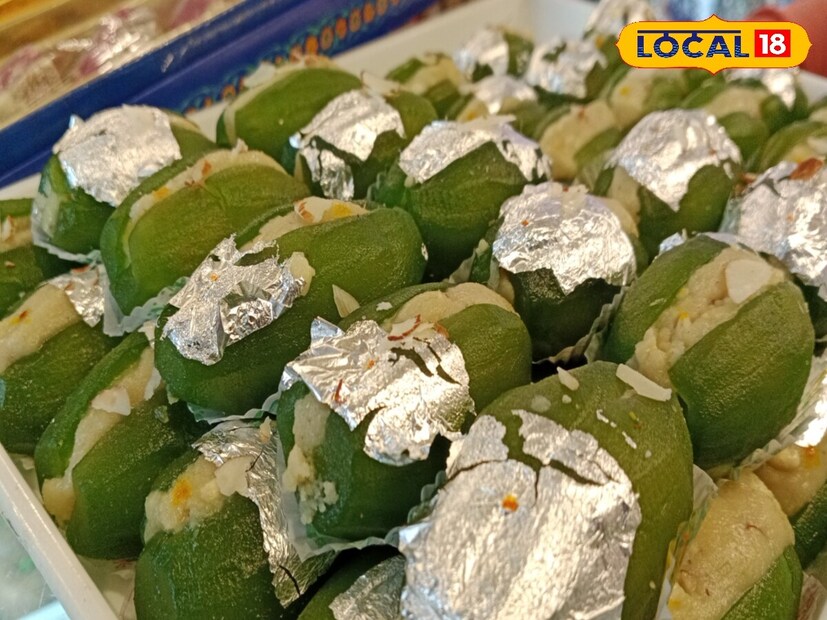  पडवळ भाजी अनेकजणांना आवडत नाही, तर <a href="https://news18marathi.com/lifestyle/recipe/how-to-make-cheese-cake-at-home-see-easy-recipe-in-marathi-video-mspk-1197637.html">काहीजण आवडीने खातात</a>. याच भाजीपासून आपण मिठाई बनवायला शिकणार आहोत.