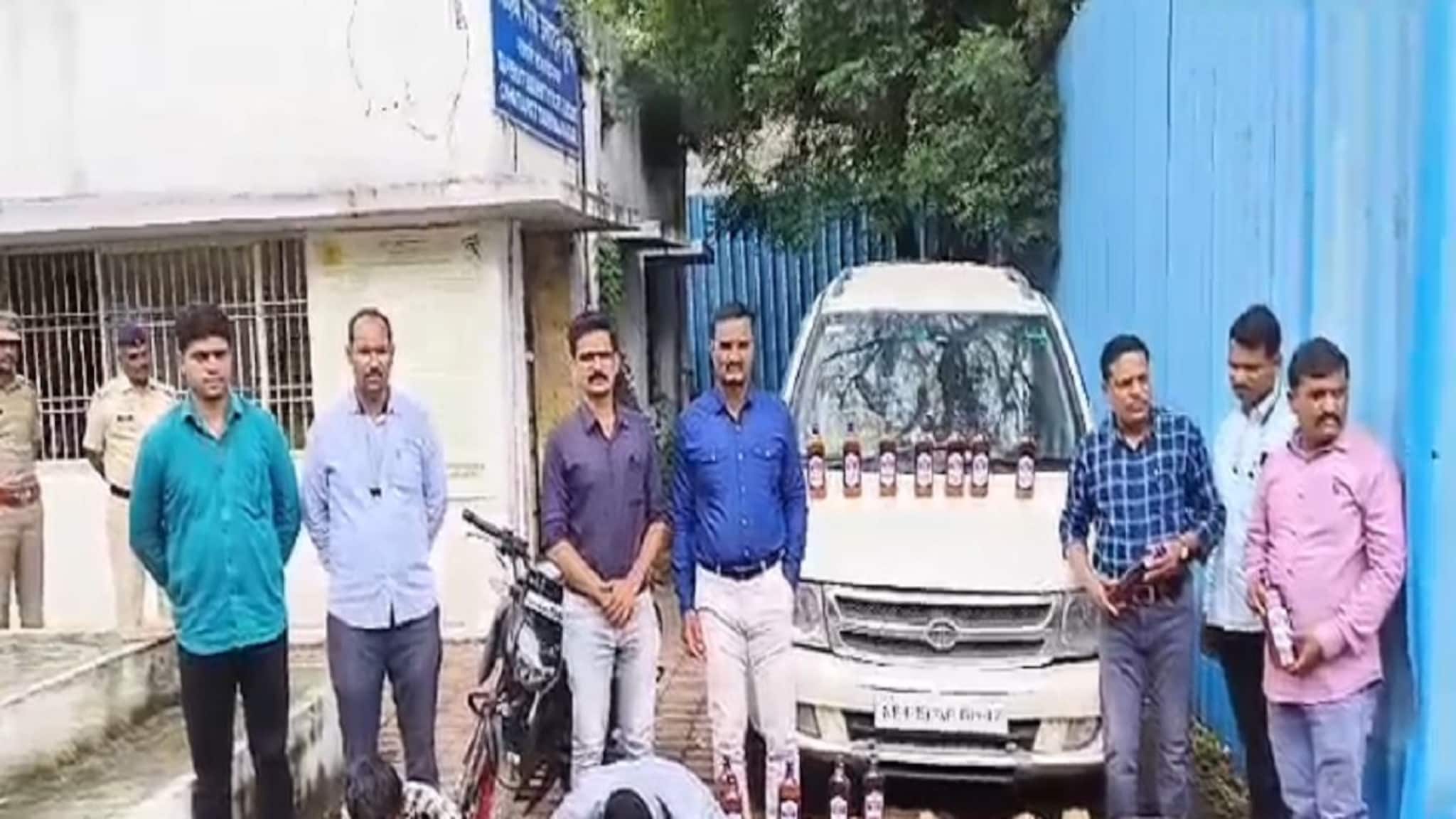 VIDEO | पोलिसांनी अलिशान सफारी गाडी उघडली जे दिसलं त्याने सगळेच हादरले