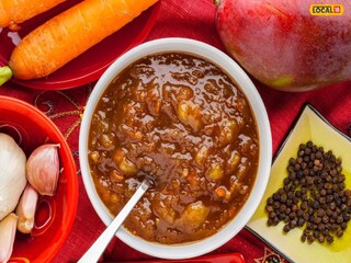 ही चटणी बराच काळ टिकू शकते. ही चटणी बराच काळ टिकू शकते.