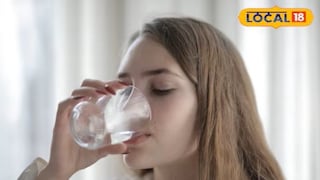 उपाशी पोटी पाणी पिण्याचे फायदे उपाशी पोटी पाणी पिण्याचे फायदे