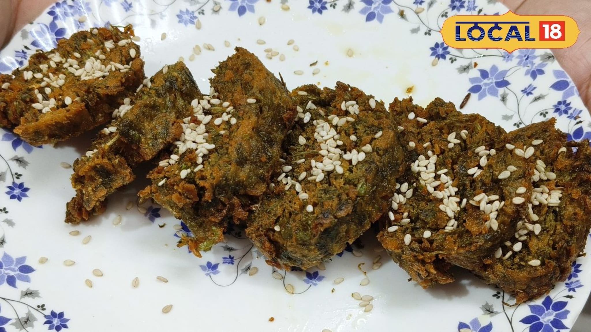 हॉटेलस्टाइल खमंग कोथिंबीर वडी बनवा घरी! वापरा सोपी रेसिपी; वड्या होतील परफेक्ट