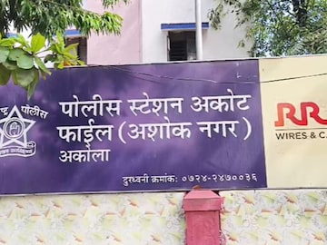 News18