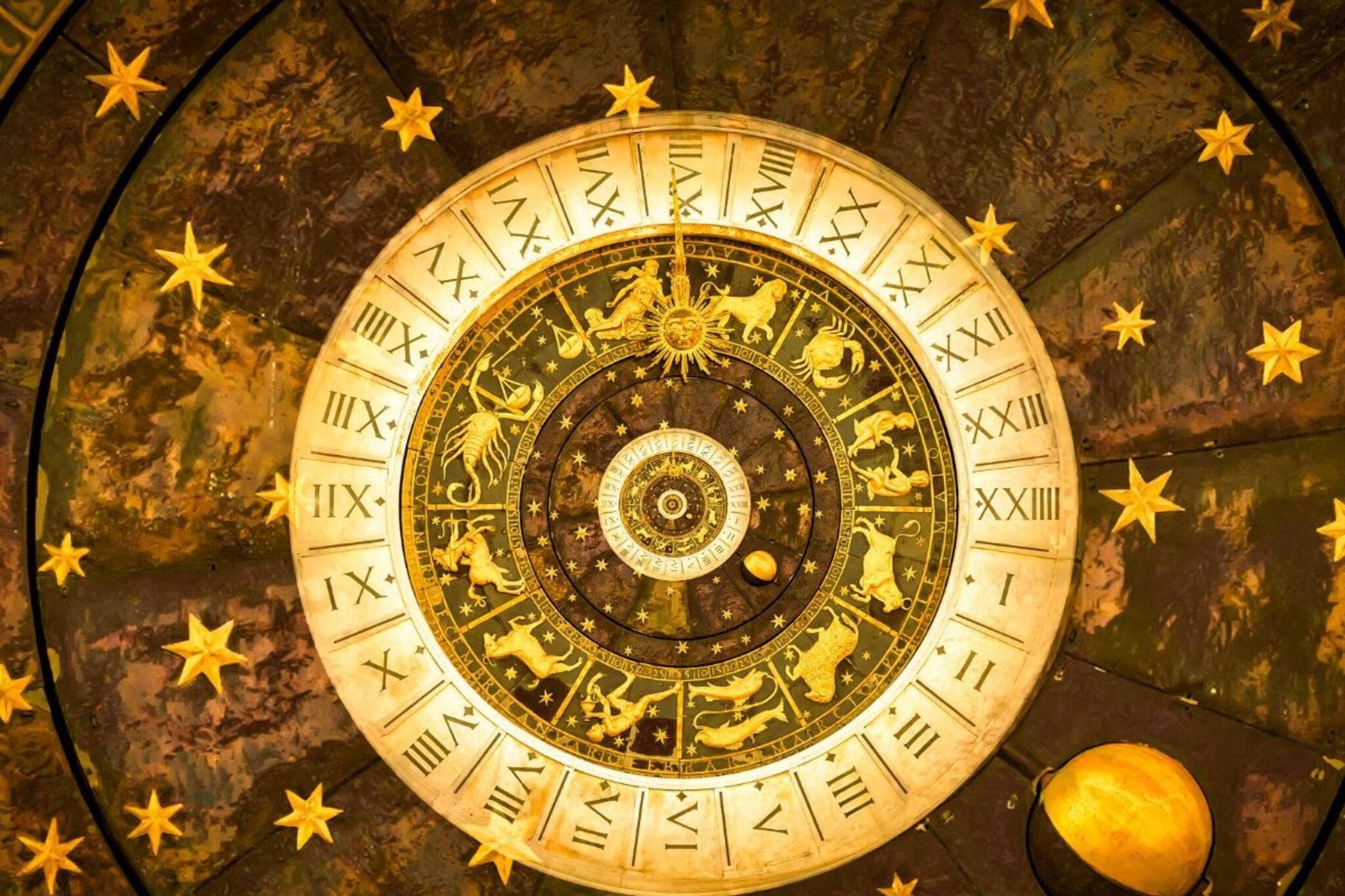 अनपेक्षित धनलाभ! या भाग्यवान राशींना लागोपाठ लाभ, प्रयत्नांना कष्टाचं फळ