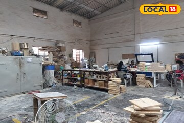 नोकरी सोडली अन् सुरु केला बांबूच्या वस्तूंचा व्यवसाय, आता 50 लाखापर्यंत उलाढाल
