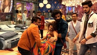 रितेश भाऊच्या धक्क्यानं जान्हवीला आली चक्कर