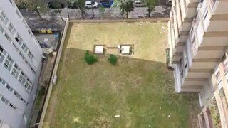 16 व्या मजल्याहून पडला 4 वर्षाचा मुलगा