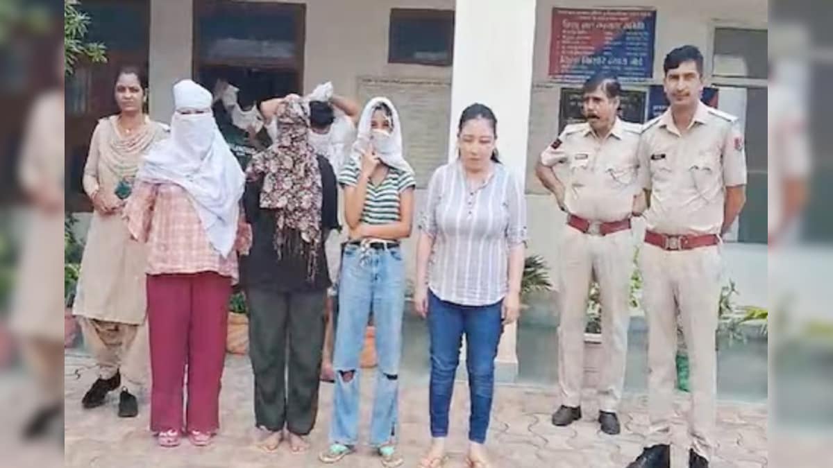 एक घर में आती रही विदेशी लड़की, लगी लोगों की भीड़;  पुलिस ने छापा मारा तो नजारा देखकर हैरान रह गई
