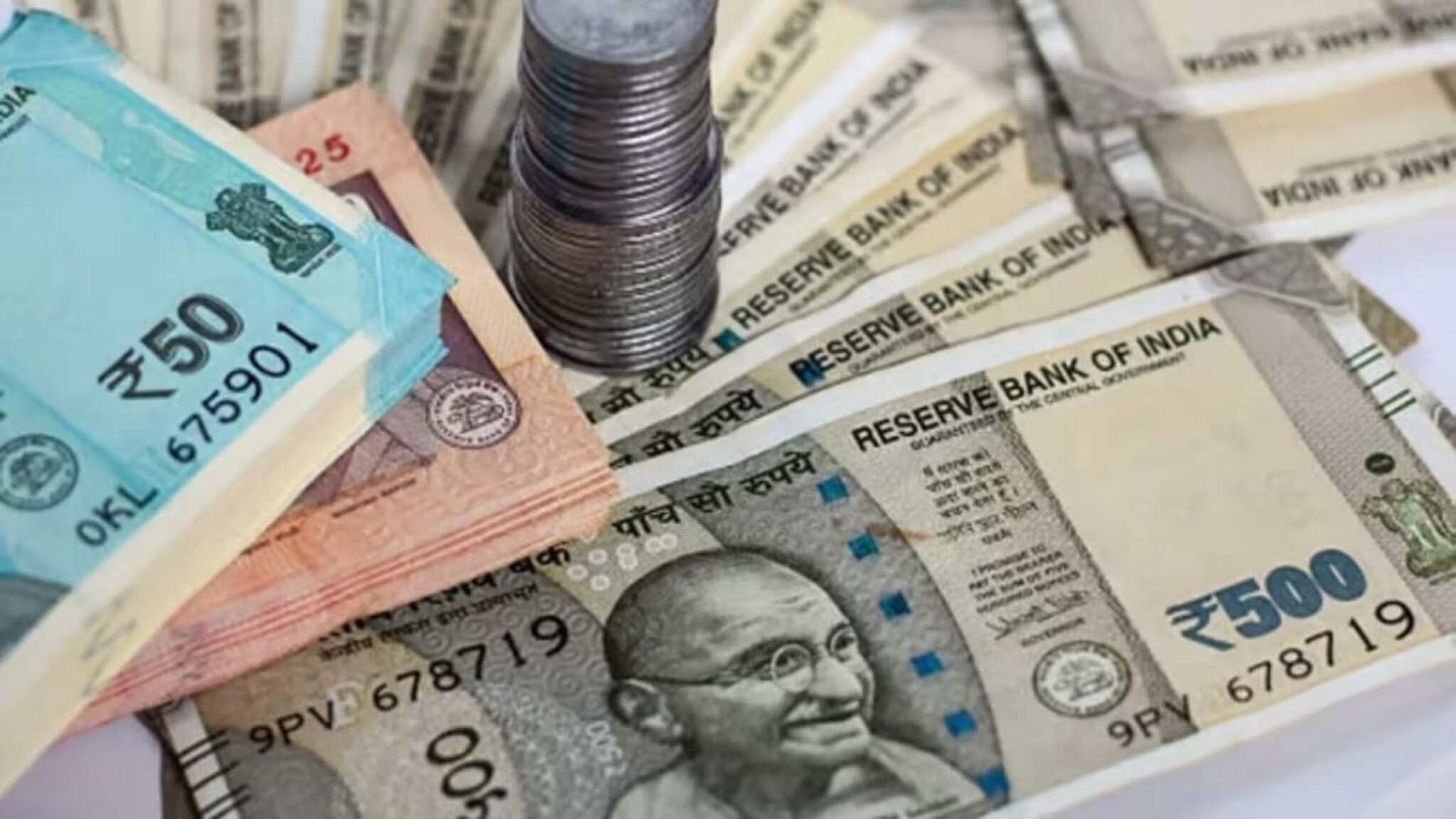 एकावर 3 शेअर फ्री! किमतही फक्त 3 रुपये, तरीही का विकत घेत नाहीत लोक?