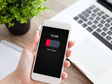 Smartphoneमधील हा सीक्रेट मोड ऑन केल्यास 2 दिवस टिकेल बॅटरी, तुम्हाला माहितीये?
