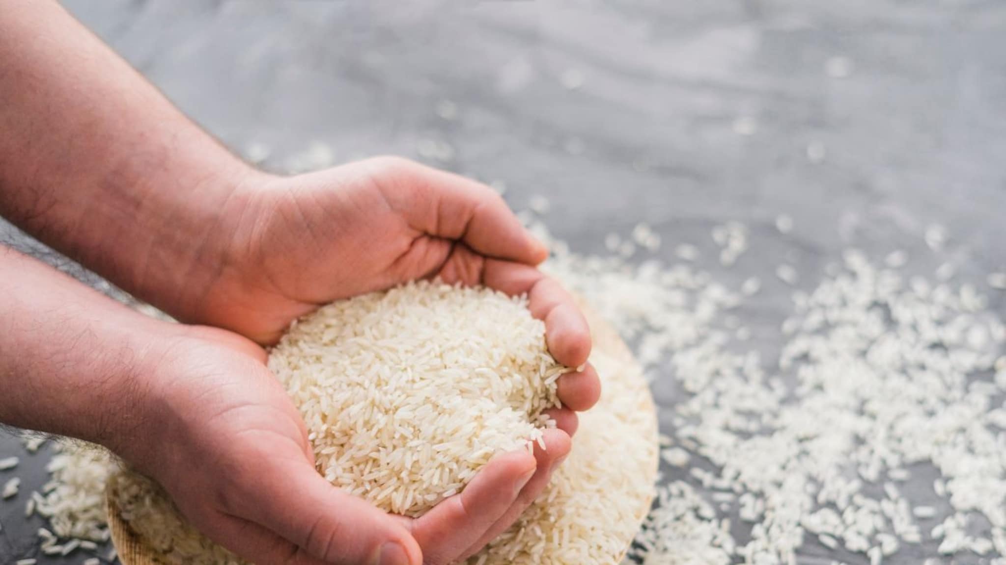 Video : प्लास्टिकचे तांदूळ तर खात नाही ना? संभाजीनगरमध्ये आढळला धक्कादायक प्रकार